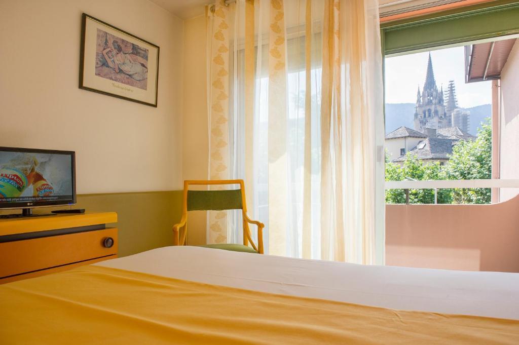 Hotel Urbain V Mende Room photo